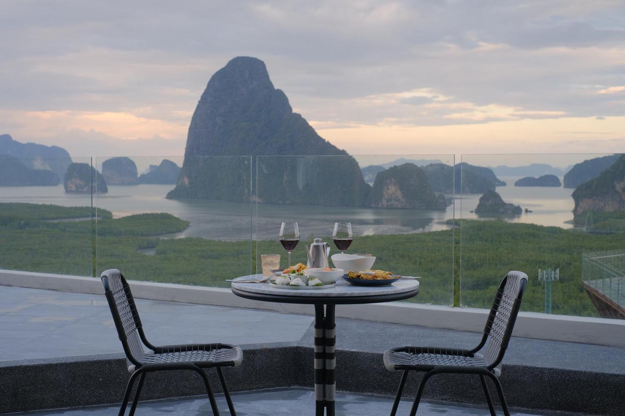 Beyond Skywalk Nangshi Hotel Takua Thung Exterior foto