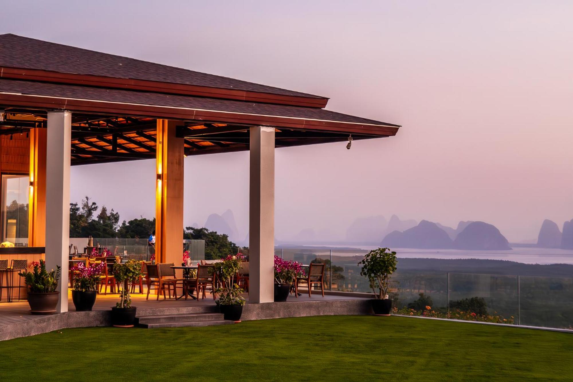 Beyond Skywalk Nangshi Hotel Takua Thung Exterior foto