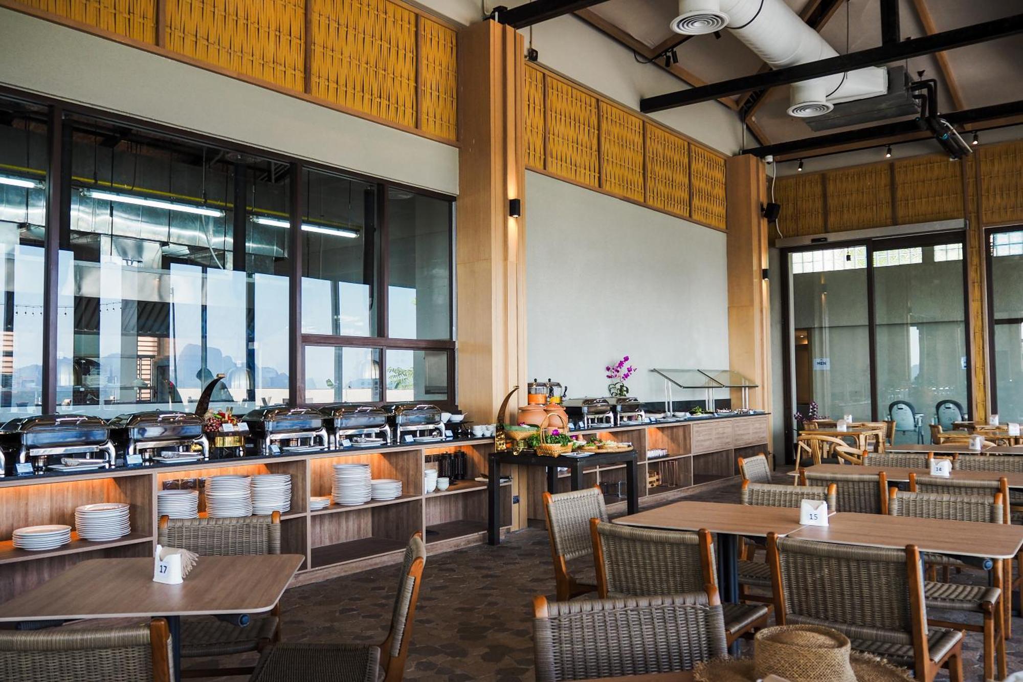 Beyond Skywalk Nangshi Hotel Takua Thung Exterior foto