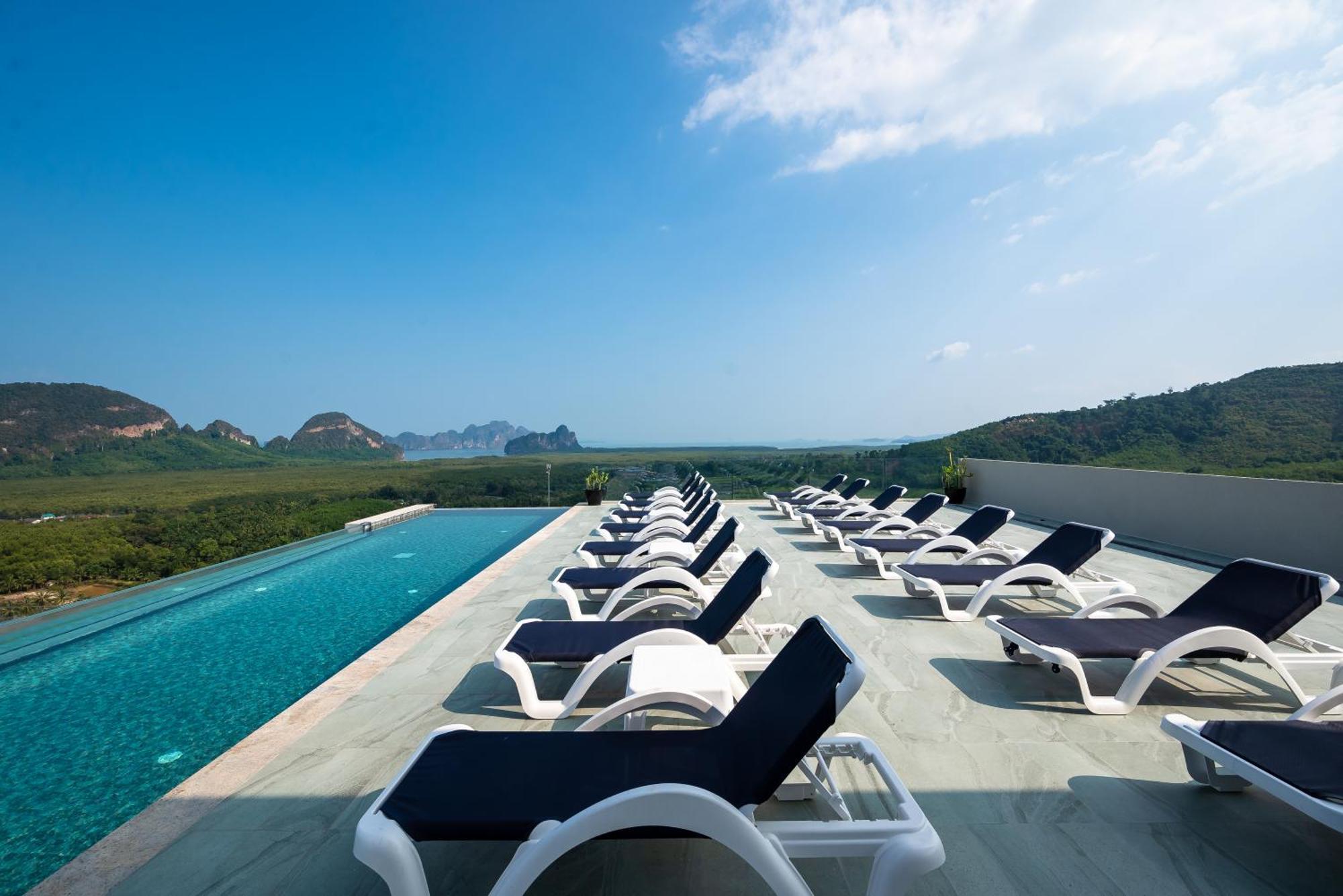 Beyond Skywalk Nangshi Hotel Takua Thung Exterior foto