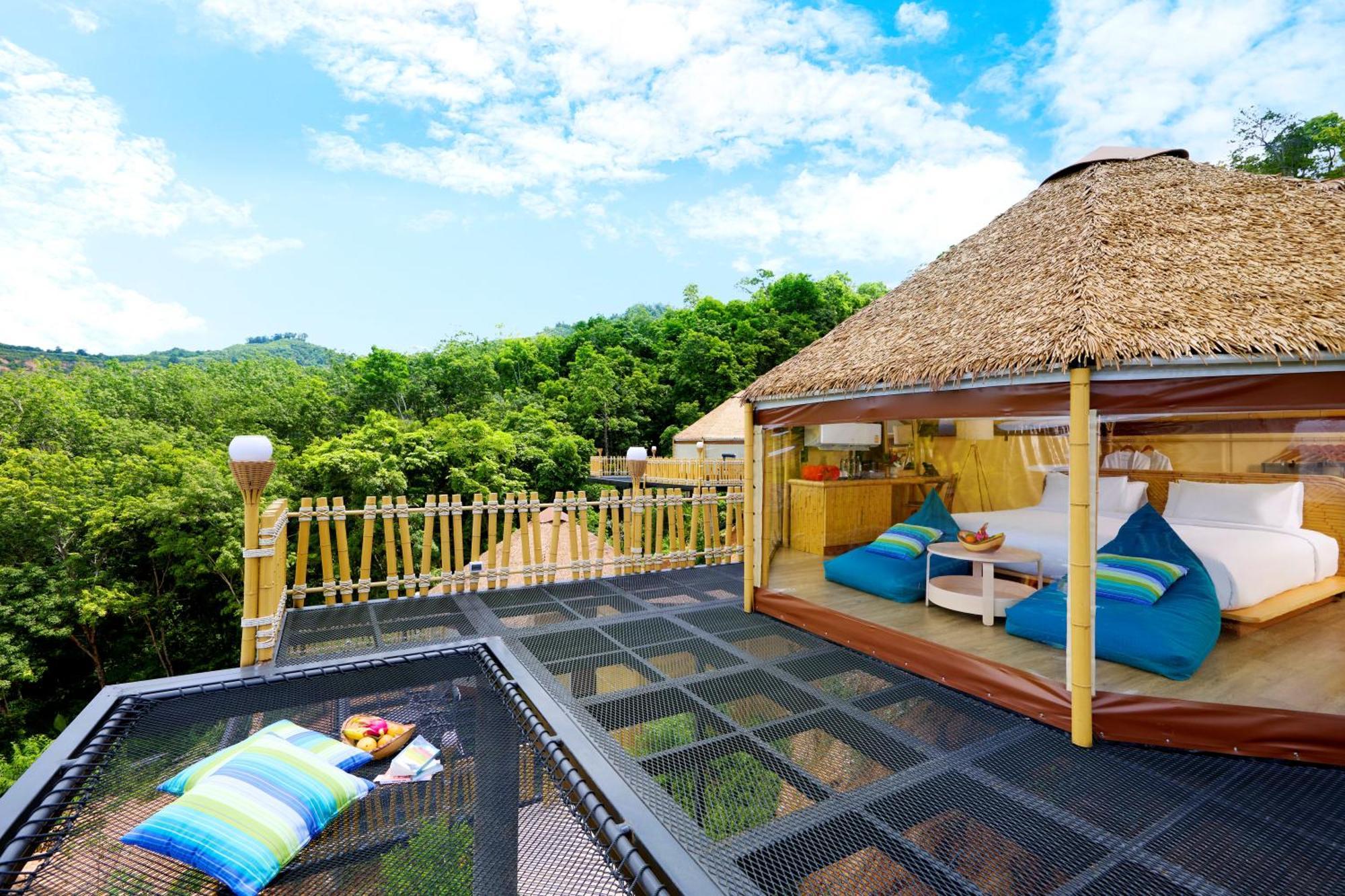 Beyond Skywalk Nangshi Hotel Takua Thung Exterior foto