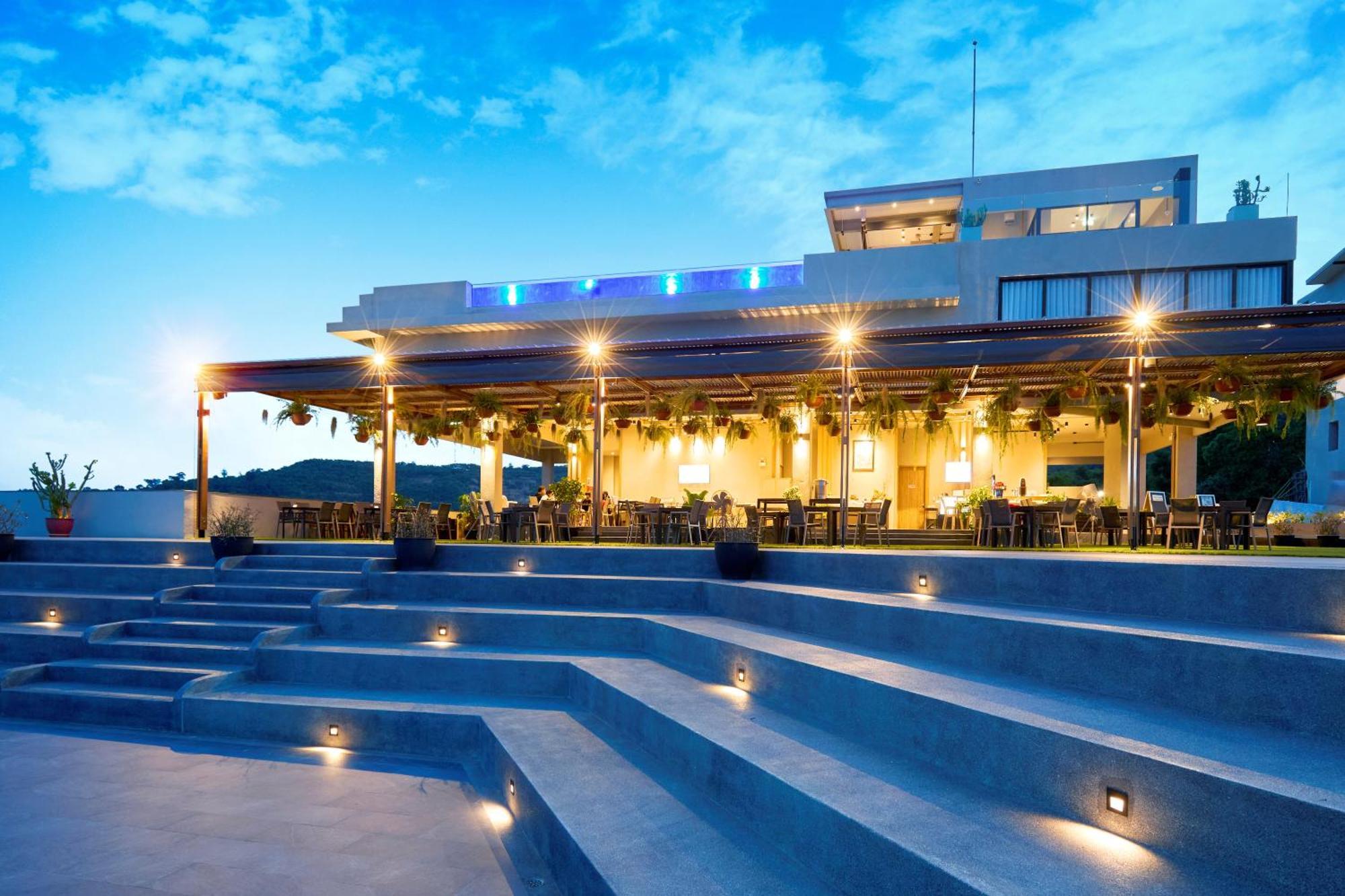 Beyond Skywalk Nangshi Hotel Takua Thung Exterior foto