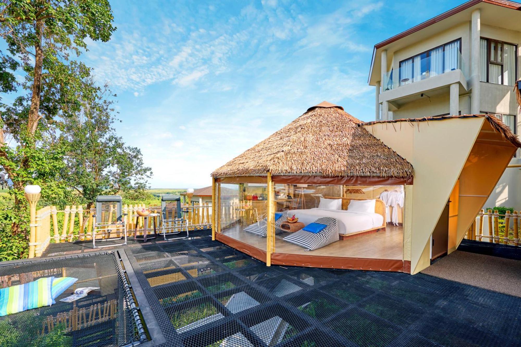Beyond Skywalk Nangshi Hotel Takua Thung Exterior foto